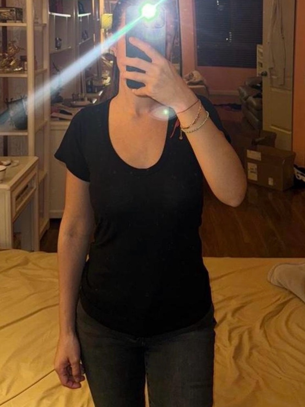 Source Unknown Black Scoop Neck Short Sleeve Tee